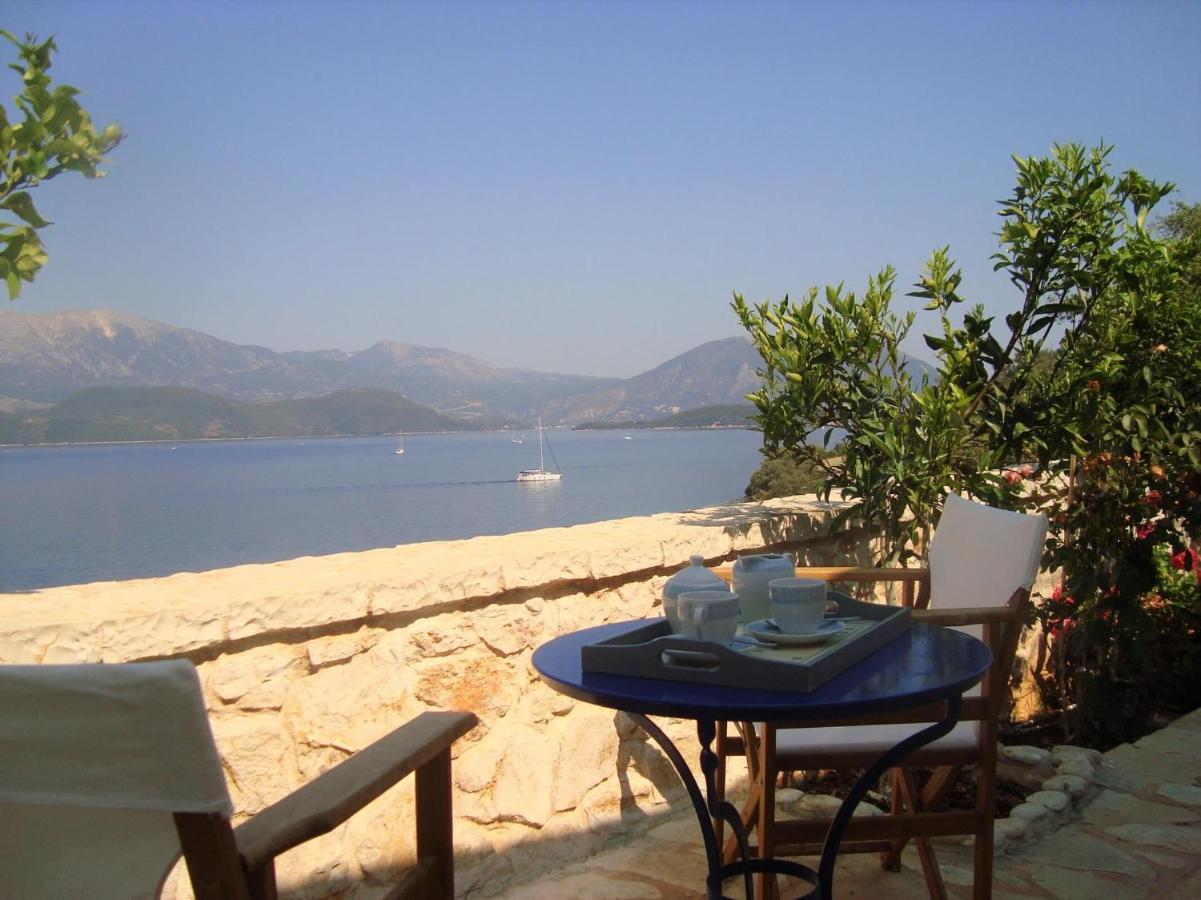 Meganisi Blue Apartment Spartokhórion Buitenkant foto